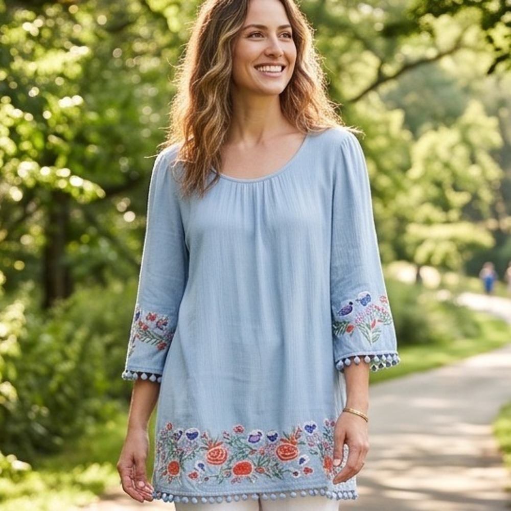 Umgee S Boho Floral Embroidered Pom Pom Trim Tunic Top Blue Small A3096 - Picture 2 of 13